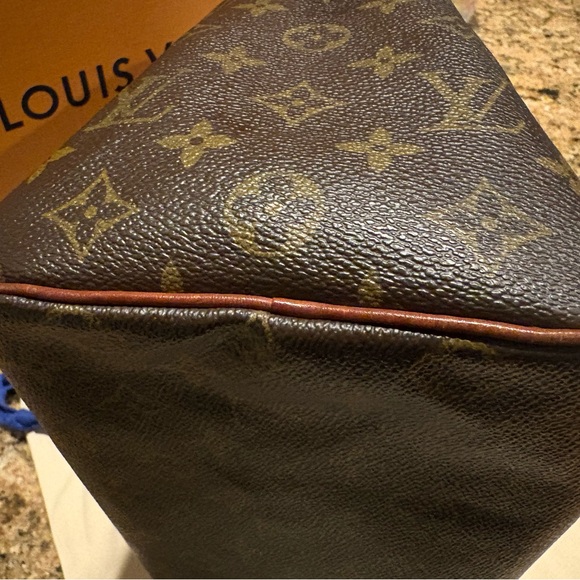Louis Vuitton Speedy 25 - Picture 9 of 17